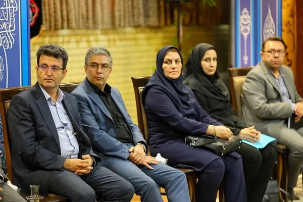 دیدار مدیران تامین اجتماعی و بهزیستی با امام جمعه تبریز