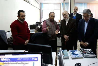 بازدید علی‌اکبر صالحی، معاون رئیس‌جمهور و رئیس سازمان انرژی اتمی کشور از ایکنا