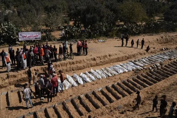 Sepultan en Gaza 41 cuerpos palestinos irreconocibles, devueltos por Israel