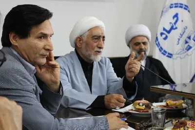 میزگرد تبیینی ابعاد شخصیتی امام خمینی (ره)