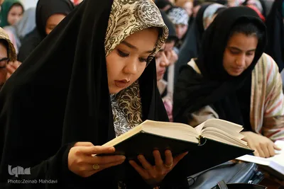 محفل انس با قرآن دانشجویان غیر ایرانی دانشگاه آزاد اسلامی