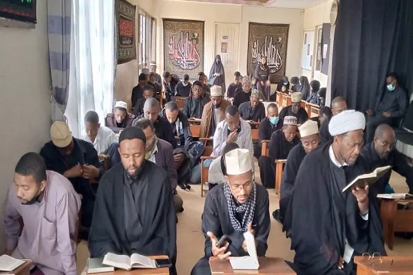 مراسم ختم قرآن به نیابت شهید سلیمانی در ماداگاسکار برگزار شد + تصاویر