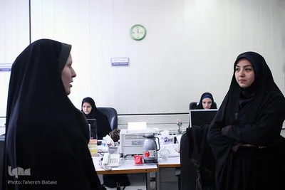 بازدید عضو هیئت‌رئیسه فراکسیون قرآن مجلس زهرا سعیدی مبارکه از تحریریه ایکنا

