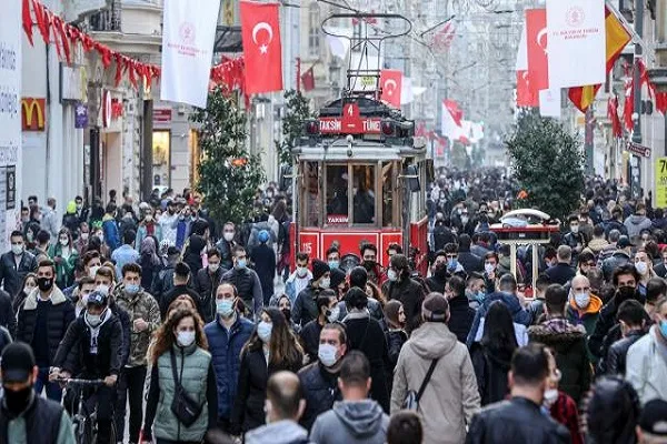 Türkiye'de 36 bin 731 kişinin Kovid-19 testi pozitif çıktı