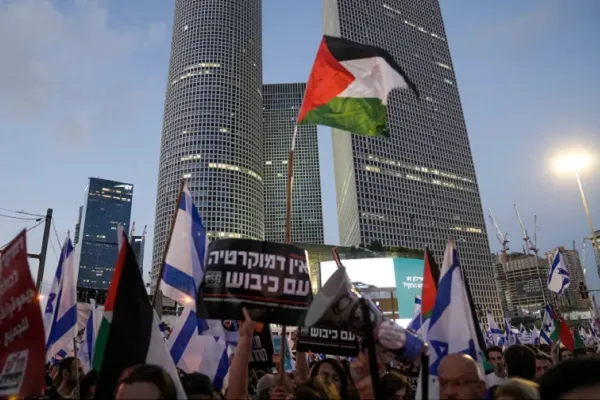 په نیول شویو سیمو کې مظاهرې، د فلسطینیانو پر وړاندې د ډېرو تبعیضونو یوه بېلګه