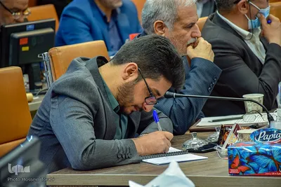 نشست صمیمانه استاندار چهارمحال و بختیاری با اصحاب رسانه