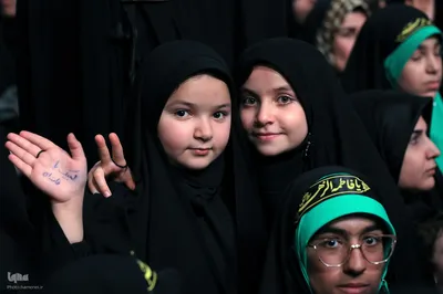 آخرین شب عزاداری شهادت فاطمه‌زهرا (س) در حسینیه امام خمینی(ره)