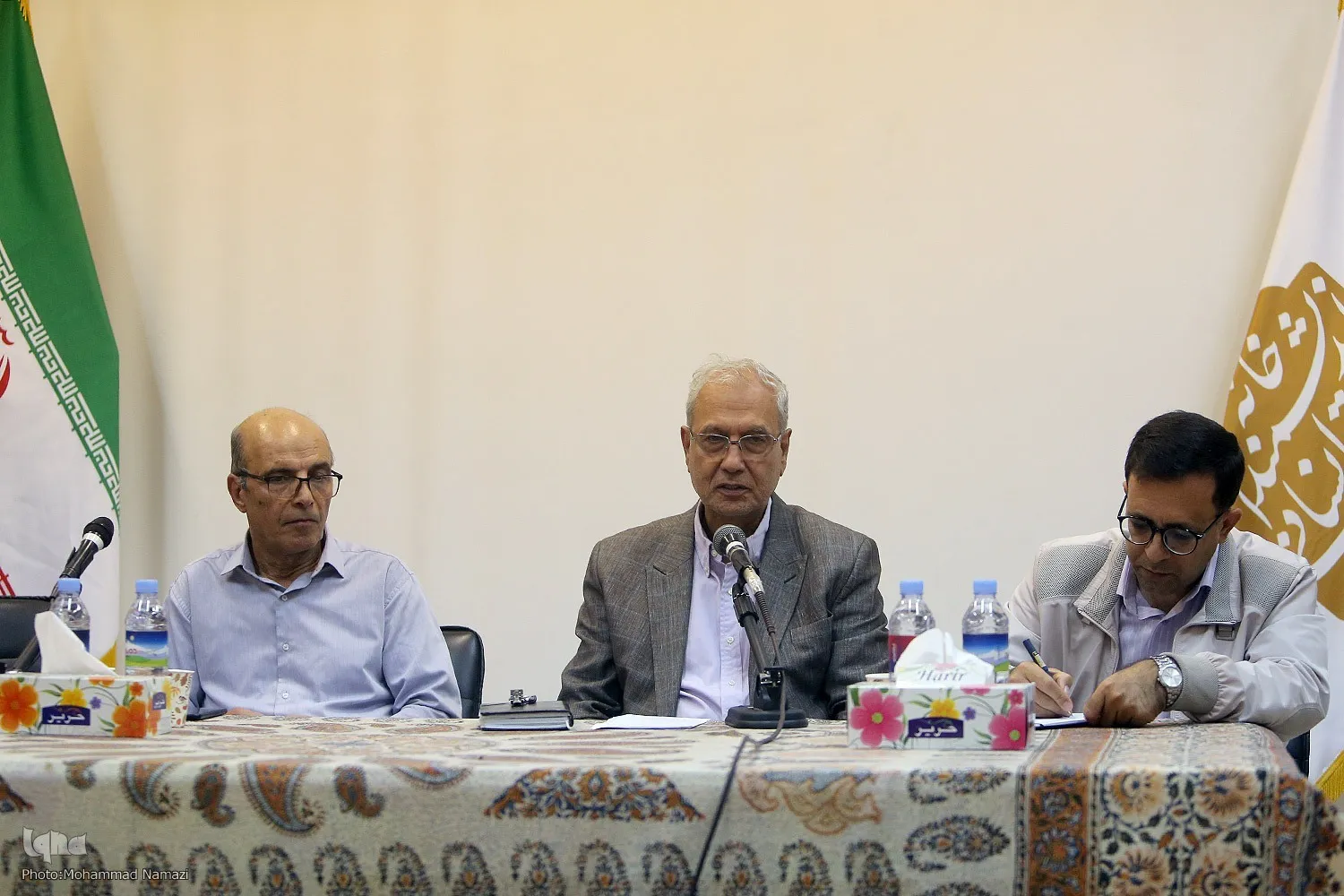 ربیعی: وفاق ایجاد فهم مشترک بین دولت و جامعه است / معیدفر: وفاق مسئله مفقود جامعه نیست