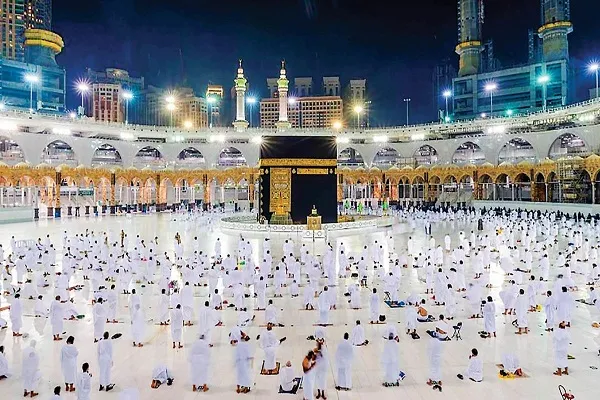 حج؛ کرونا و ضربه‌ بر اقتصاد غیرنفتی عربستان