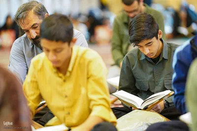 محفل انس با کلام‌الله مجید هدیه به ارواح طیبه شهدای حرم مطهر با تلاوت قاری بین‌المللی قرآن