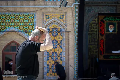 اقامه نماز ظهر عاشورا در زنجان