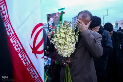 تحویل سال نو در میدان انقلاب تهران