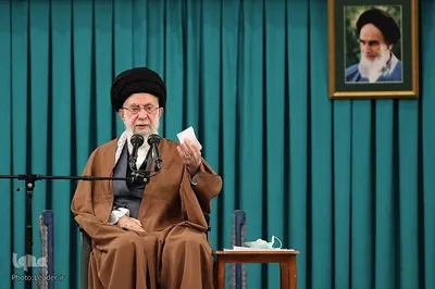 دیدار رمضانی جمعی از دانشجویان با رهبر معظم انقلاب
