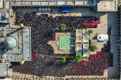 Millionen Iraner verrichten Eid al-Fitr-Gebet