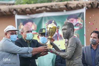 مسابقات فوتشال شیرازی در روستای «درب قلعه» استهبان