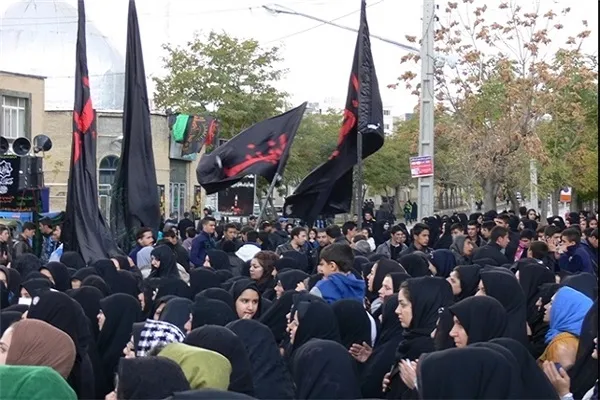از شیرخوارگان حسینی تا گل‌گیران در بیجار