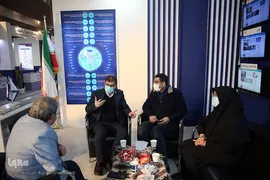 غرفه ایکنا در نمایشگاه دستاوردهای جهاددانشگاهی