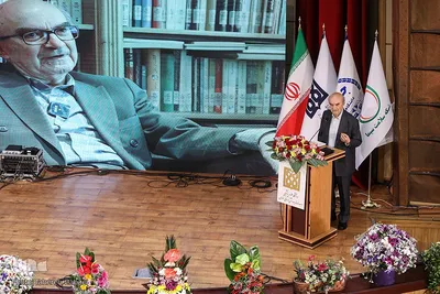 دکتر سیدحسین میرمجلسی، ادیب و استاد پیشکسوت فوق تخصص گوارش درهمایش نکوداشت مقام استاد