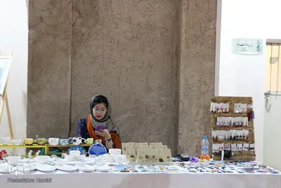 نمایشگاه صنایع‌دستی در باغ اکبریه بیرجند