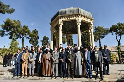ششمین جشنواره شعر انقلاب در حافظیه شیراز