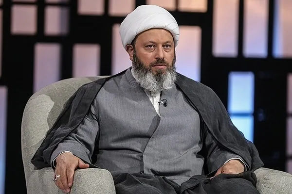 سه اشکال به سخنان حجت‌الاسلام قاسمیان + فیلم