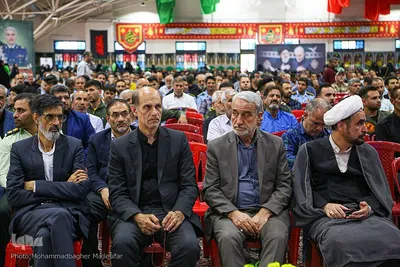 سوگواره هفتمین روز شهادت رئیس‌جمهور در اصفهان