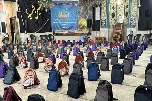 اجرای پویش «مشق احسان» با توزیع ۵ هزار بسته تحصیلی در استان مرکزی
