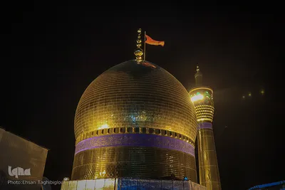تعویض پرچم حسینیه اعظم زنجان‎‎