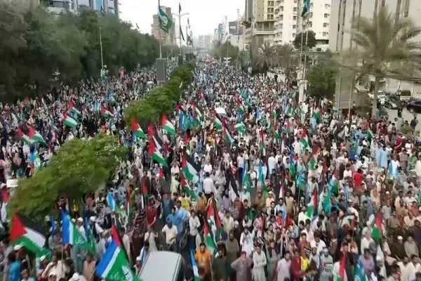 کراچۍ ښار،د غزې او فلسطیني مبارزانو په ملاتړ کې د لکونو خلکو ولولناک لاریون