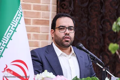 آیین  افتتاح  دبیرخانه  دائمی چهار  فصل جشنواره  طوبی در  نی ریز فارس