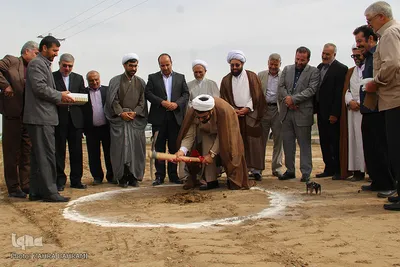 کلنگ زنی دارالقرآن خیرساز فراهان/عکاس: زهرا بهرامی