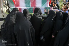 تشییع پیکر‌های ۹ شهید گمنام/ اهواز