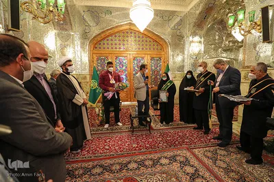 حضور قهرمانان پارالمپیک توکیو ۲۰۲۰ در حرم شاهچراغ(ع)