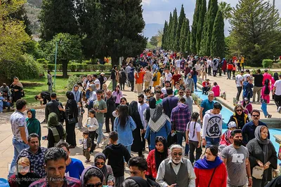مسافران نوروزی در سعدی