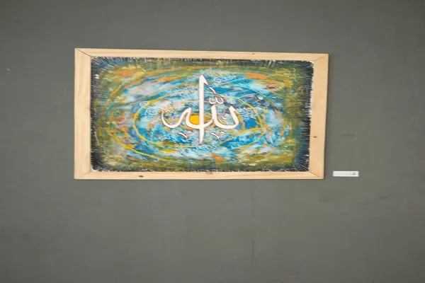 نمایشگاه نقاشی خط «منظر دوست» در کرمان برپا شد + عکس
