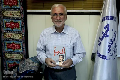 آیین رونمایی از کتاب «آخرین تلاوت» زندگی نامه و خاطرات قاری و معلم قرآن شهید «احمد انصاری‌اصیل» نوشته رضا کریمی‌واقف در ایکنا