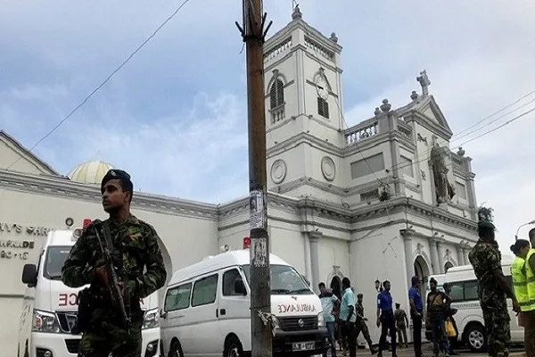 سريلانكا تدعو لتعليق صلاة الجمعة وقُداس الكنائس لأسباب أمنية