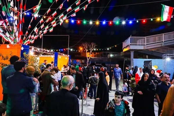 موفقیت مسجدی که بچه‌ها هر شب شیشه‌های آن را می‌شکنند