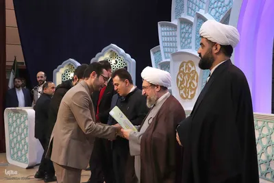 آیین تجلیل از حافظان قرآن کریم در تبریز