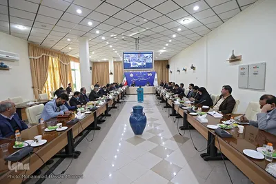 نشست محرومیت زدایی و توانمندسازی محلات کم برخوردار