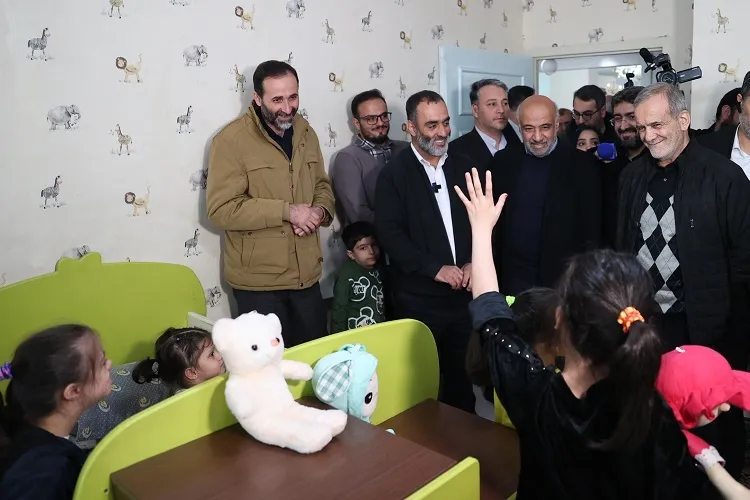بازدید سرزده رئیس‌جمهور از خیریه بهشت امام رضا (ع)