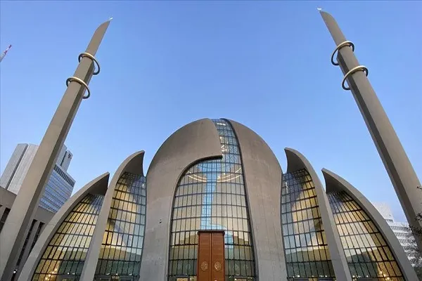 Almanya'da camiler 3 Ekim'de 'Açık Cami Günü' etkinliğiyle kapılarını ziyaretçilere açıyor