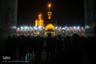 خطبه‌خوانی شب شهادت امام رضا(ع) در حرم مطهر رضوی