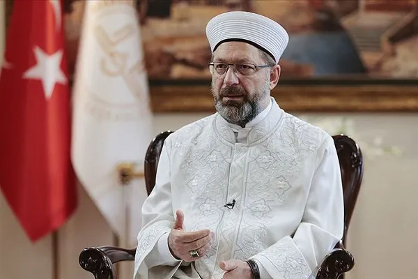 Erbaş: Tuzla köyündeki camiye yapılan çirkin saldırıyı kınıyorum
