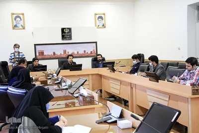 دیدار جمعی از اصحاب رسانه یزد با مدیرکل روابط عمومی استانداری یزد