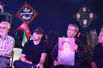 صد و چهل و نهمین شب از اجتماع مردمی «شب‌های اقتدار حسینی» و پنجمین شب سوگواره «مرهم جان» با حضور مقتدرانه مردم وطن‌دوست شهر سمنان، در حسینیه امام خمینی(ره) واقع در بوستان هفده شهریور این شهر برگزار شد.
