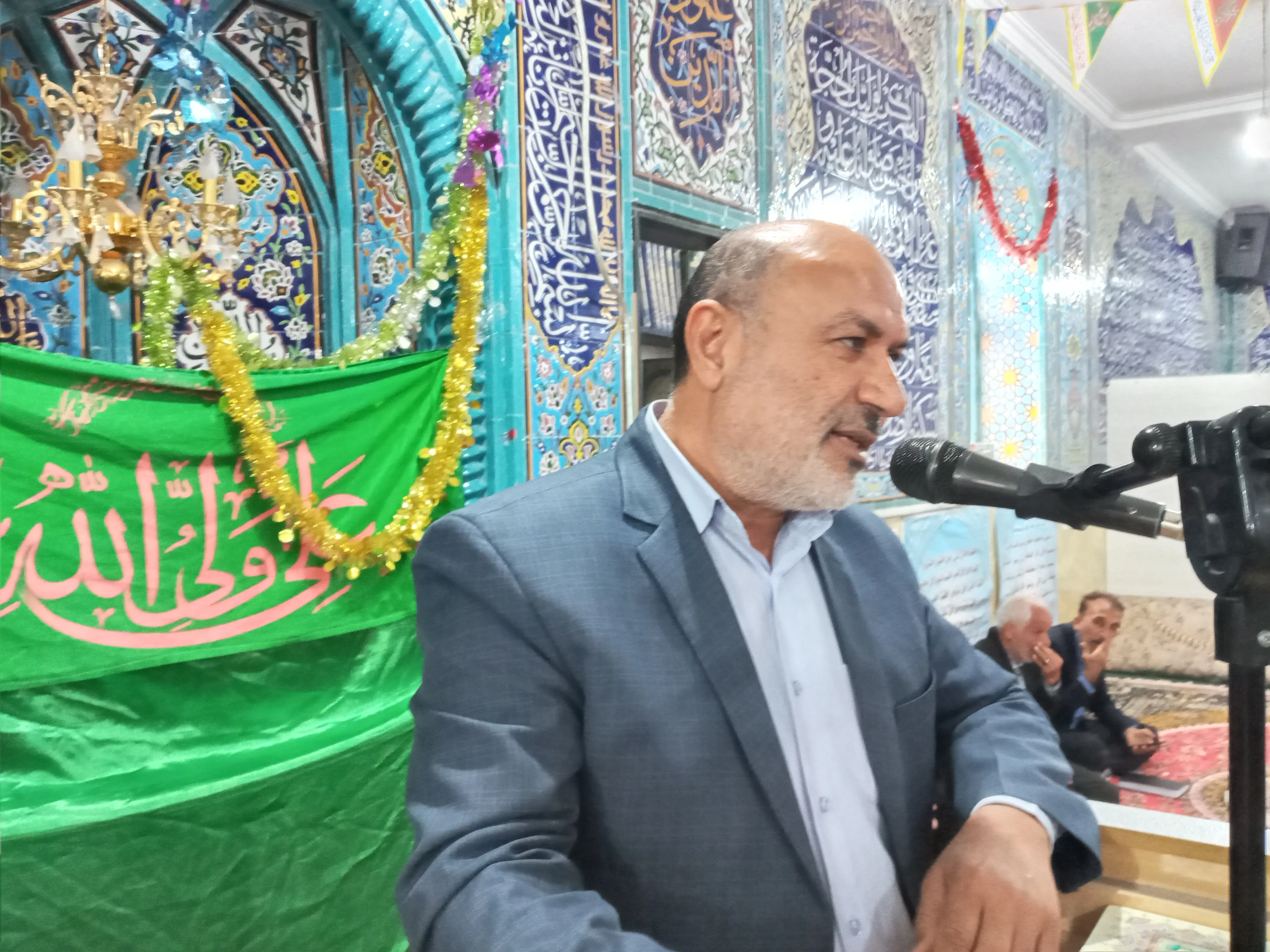 مدیرکل بنیاد شهید بوشهر با جمعی از خانواده شهدا و جانبازان دیدار کرد