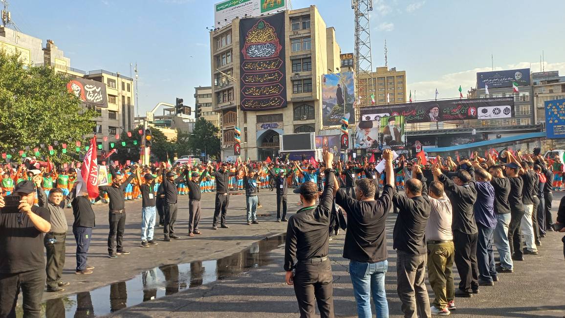سیل جمعیت در تهران؛ تشییع «آقای شهید ایران» با حضور میلیونی مردم آغاز شد