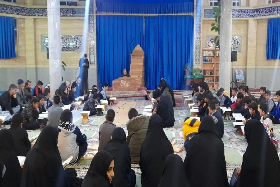 مسجدالرضا(ع) گندمان؛ میزبان طرح «مسجد پایگاه قرآنی» + عکس