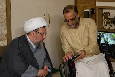 عیادت امام جمعه تبریز از جانبازان سرافراز دفاع مقدس